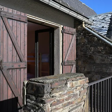 Domek alpejski L'auberge La Moraine Garin