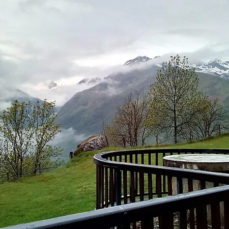 L'auberge La Moraine Domek alpejski *